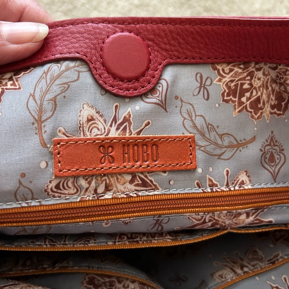 HOBO purse. - Picture 5 of 7